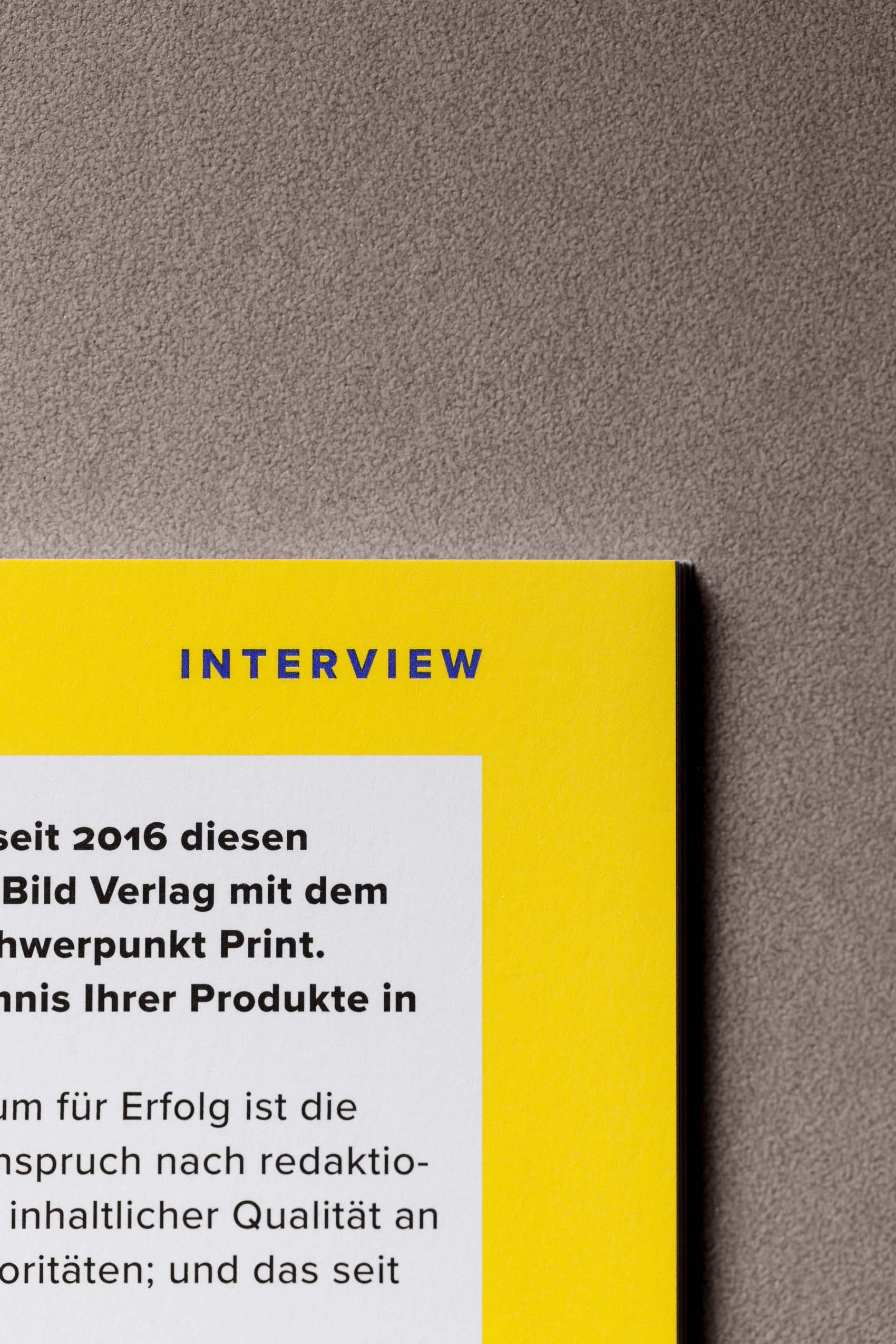 Interessante Farben, spannende Themen – Magazindesign fürs Jahresheft des VZB München